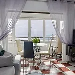 דירה Miramar Magic Sea & Sunrise View טורבייחה